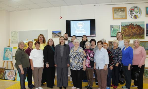 Более 30 картин украсят интерьер центра социального обслуживания населения «Долголетие» Более 30 картин украсят интерьер центра социального обслуживания населения «Долголетие»