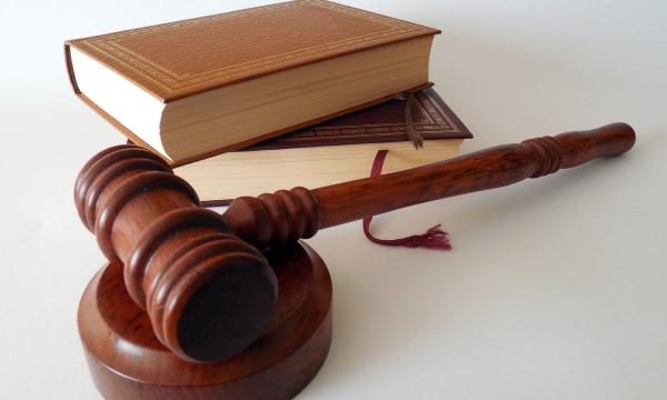 Местный житель задержан за кражу с помощью мобильного банкинга Местный житель задержан за кражу с помощью мобильного банкинга